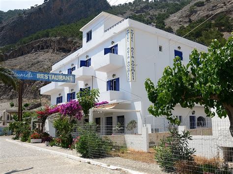 ../../holiday-hotels/?HolidayID=48&HotelID=73&HolidayName=Greece+%2D+Crete-Greece+%2D+Crete+%2D+Coast+and+Gorges-&HotelName=Coast+and+Gorges+Trek">Coast and Gorges Trek